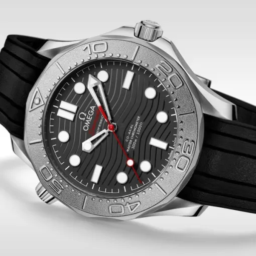Omega Seamaster Men Automatic Black Rubber Watch O21032422001002 - Image 4