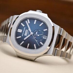 Nautilus Annual Calendar Moonphase 5726 V9F V2 SS Blue Dial 324