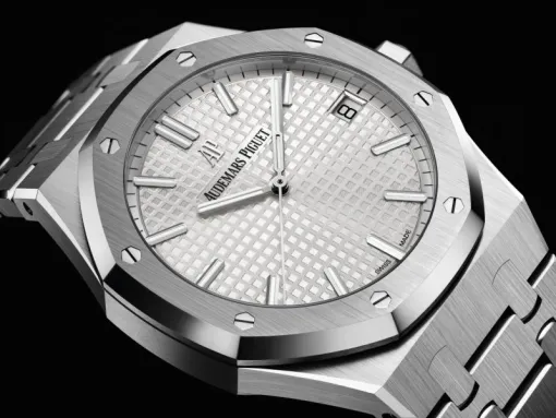 Audemars Piguet Royal Oak Selfwinding Silver 15500ST.OO.1220ST.04 - Image 3