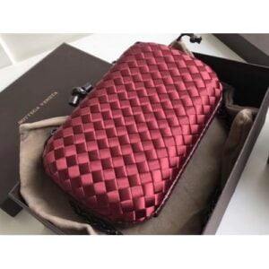 Bottega Veneta Knot Clutch In Boucher Intreccio Dark Red