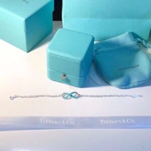 Classic Tiffany Infinity Silver Double Chains Fashion Blue Enamel Finish Pendant Bracelet For Womens GRP09427