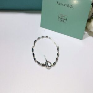 High End Replica Tiffany Elsa Peretti Toggle Closure Bean Design Women'S Sterling Silver Bracelet Reviews UK