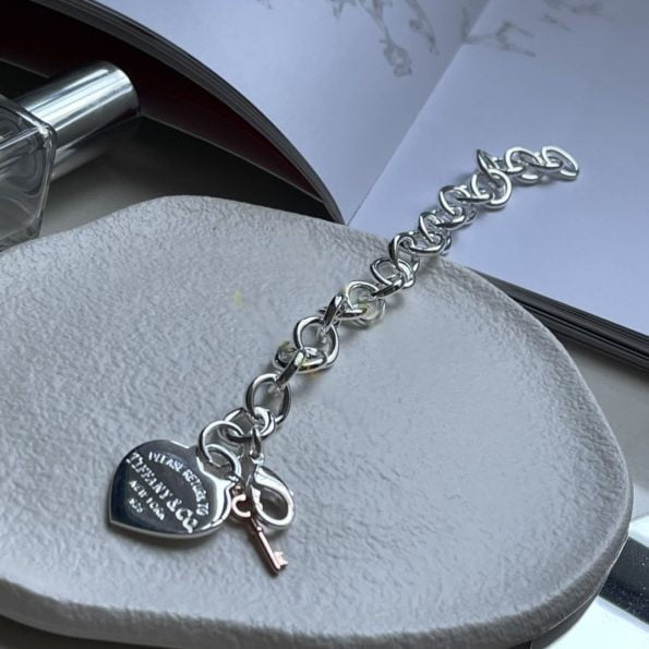 Imitated Return To Tiffany Brand Letter Logo Heart Tag Key Pendant Sterling Silver Link Bracelet Genderless - Image 4