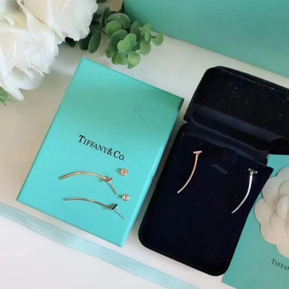 Modern Design Tiffany T 925 Silver Wire Bar Pendant Ladies T Motif Earrings Rose Gold/Silver 62271906 Replica - Image 8
