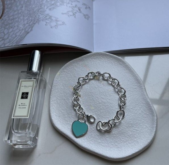 Replica Return To Tiffany Blue Enamel Heart Tag Medium Sterling Silver Link Bracelet For Women High End GRP05487 - Image 2