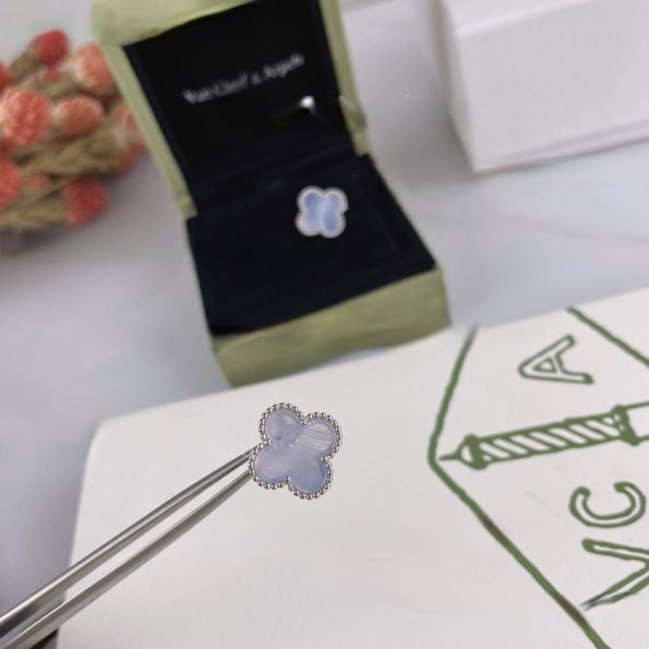 Replica Van Cleef Arpels Vintage Alhambra Earrings White Gold Chalcedony - Image 4