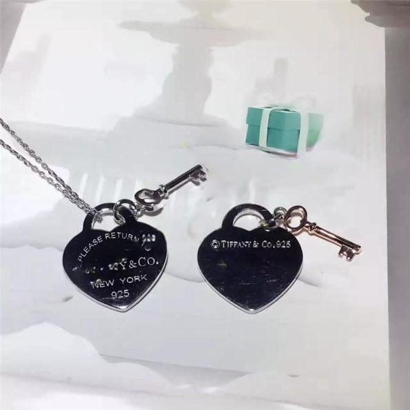 Return To Tiffany Heart Tag Key Pendant Chain Necklace Hot Sale Fashion Jewelry GRP06364/30971531 - Image 4