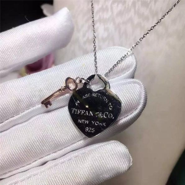 Return To Tiffany Heart Tag Key Pendant Chain Necklace Hot Sale Fashion Jewelry GRP06364/30971531 - Image 3