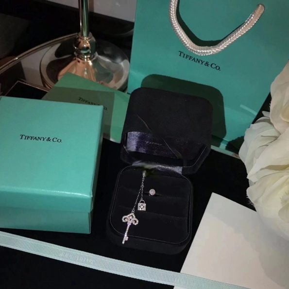 Tiffany Keys Enchant Tassel Asymmetrical Drop Earrings Copy Paved Crystals Key & Lock Pendant Lady Australia - Image 6