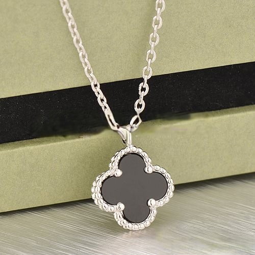 Van Cleef & Arpels Sweet Alhambra Pendant White Gold With Black Agate Mother Of Pearl 9mm - Image 3