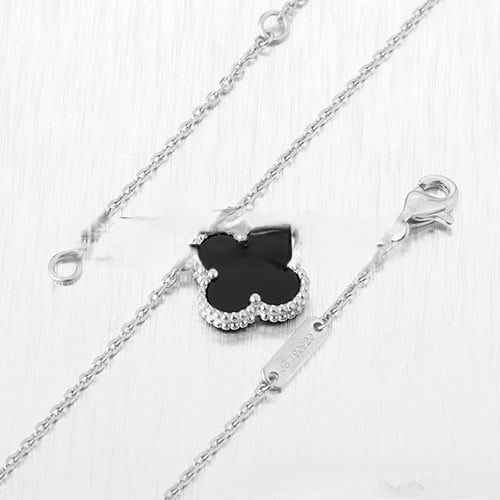 Van Cleef & Arpels Vintage Alhambra Pendant White Gold With Black Agate Mother Of Pearl 15mm - Image 4