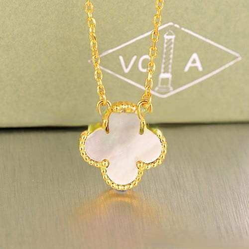 Van cleef & arpels Vintage Alhambra Pendant Yellow Gold White Mother Of Pearl 15mm - Image 4