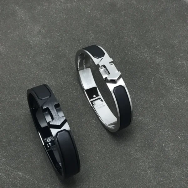 Hermes black arrow bracelet, enamel bracelet - Image 5