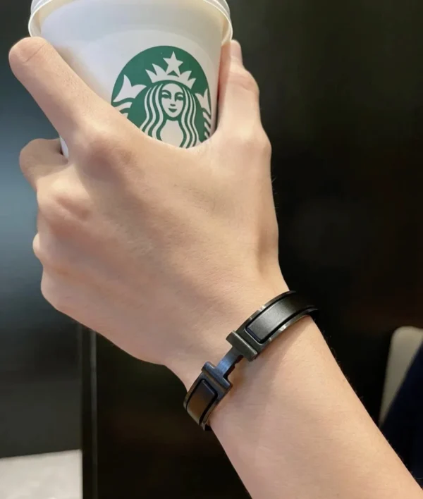Hermes Fake Bracelet, Black Clic H Bracelet Dupe - Image 4