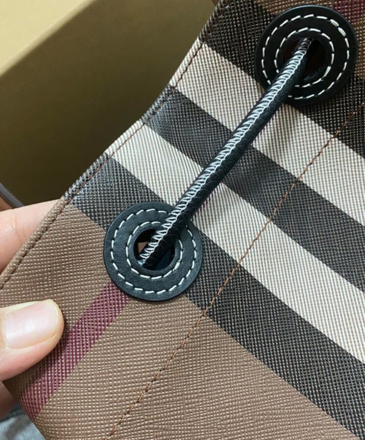 Burberry Small TB Bucket Bag Coffee - Image 4