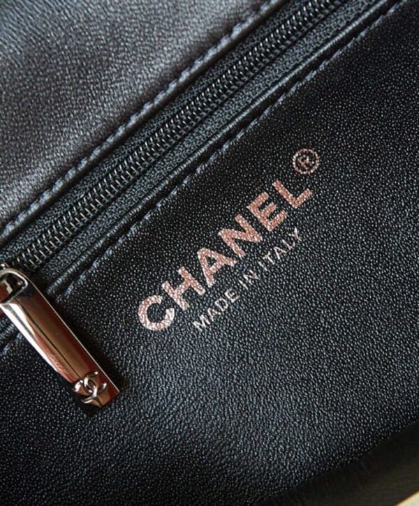 Chanel Clutch AS4372 Black - Image 8