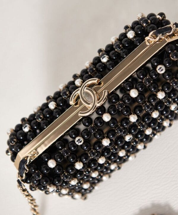 Chanel Evening Bag AS3771 - Image 9