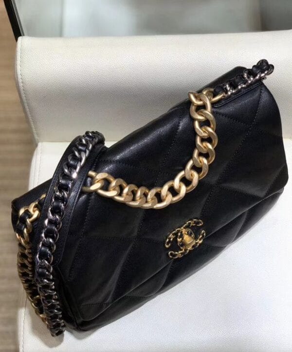 Chanel Flap Bag AS1161 - Image 2