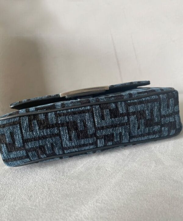 Fendi Baguette Chain Midi 8BR793 Dark Blue - Image 6