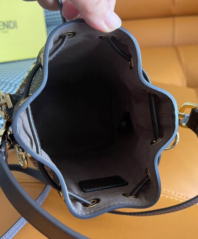 Fendi Mon Tresor 8BS010 Dark Coffee - Image 6