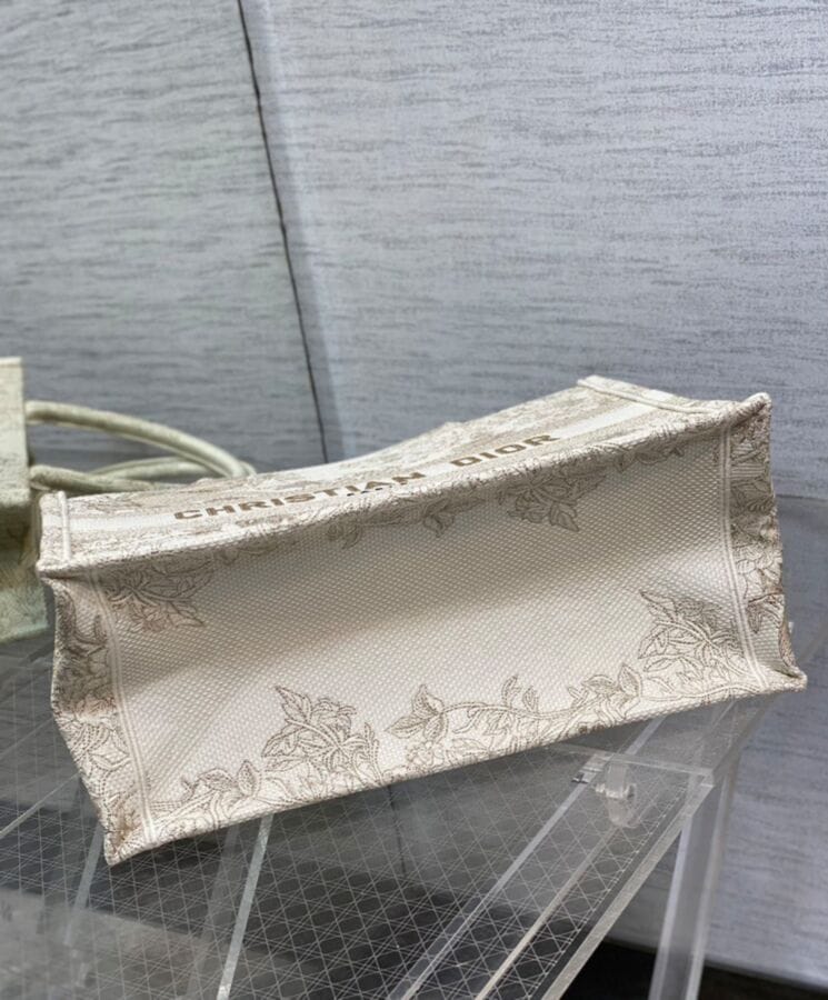 Dior Medium Dior Book Tote - Image 6