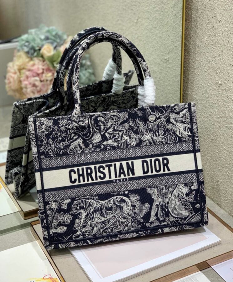 Dior Medium Dior Book Tote Dark Blue - Image 3