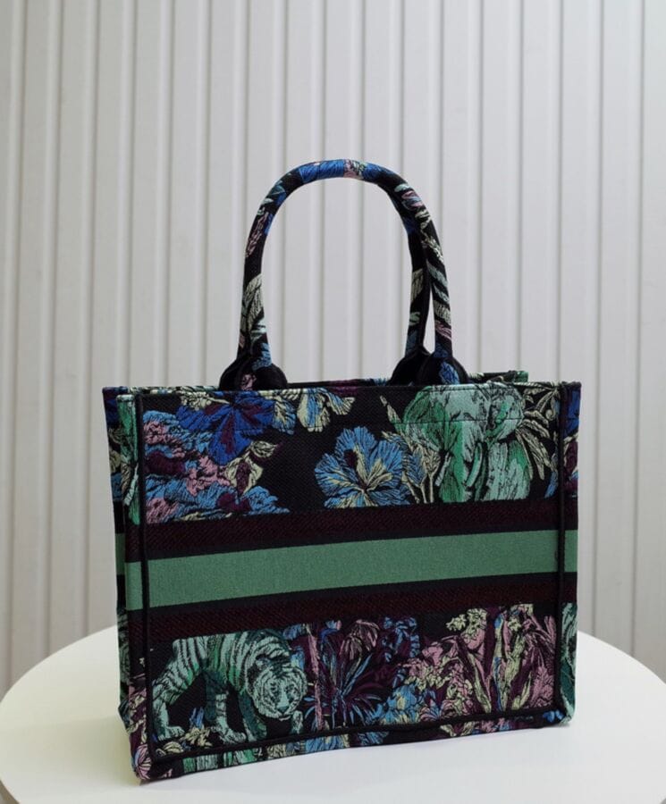 Dior Medium Dior Book Tote Green - Image 8