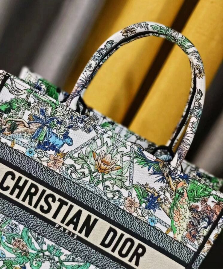 Dior Medium Dior Book Tote Green - Image 7