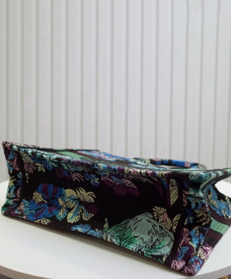 Dior Medium Dior Book Tote Green - Image 7