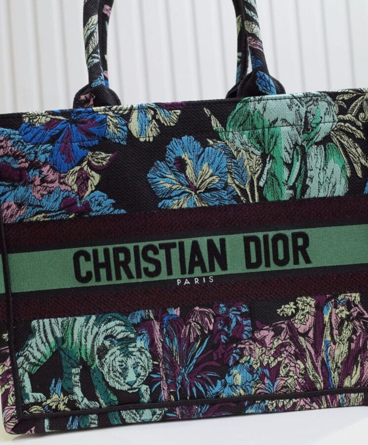 Dior Medium Dior Book Tote Green - Image 6