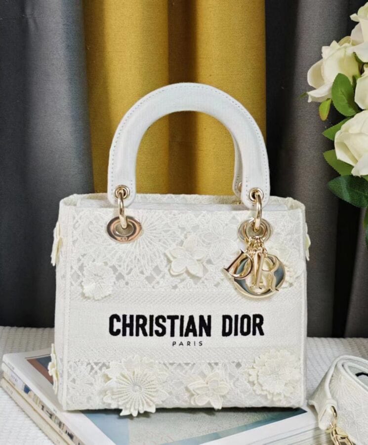 Dior Medium Lady D-Lite Bag - Image 6