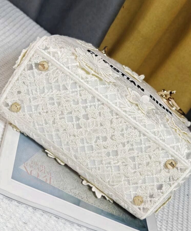 Dior Medium Lady D-Lite Bag - Image 5