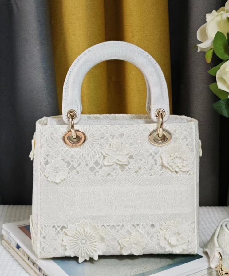 Dior Medium Lady D-Lite Bag - Image 4