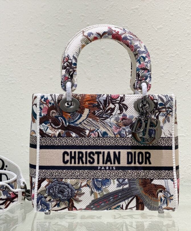 Dior Medium Lady D-Lite Bag - Image 2