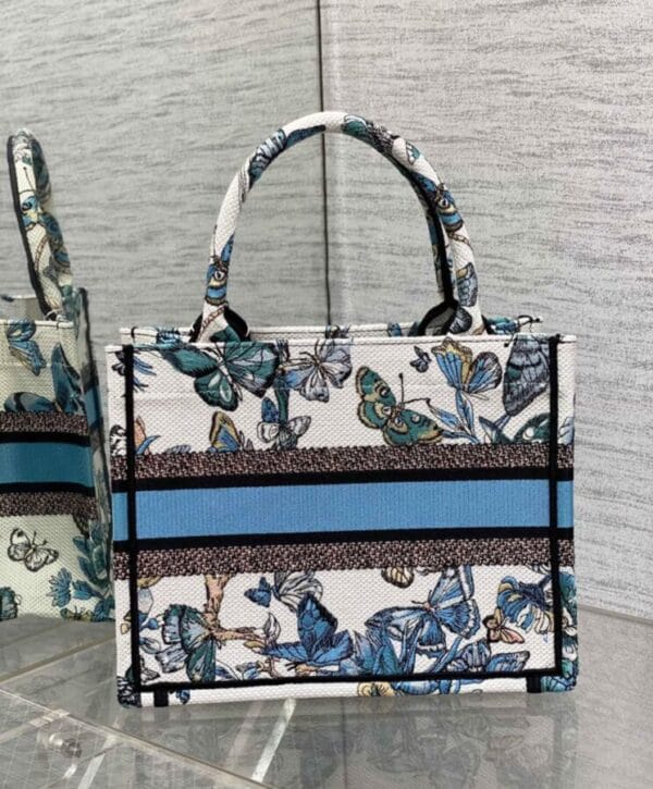 Dior Small Dior Book Tote Blue - Image 2
