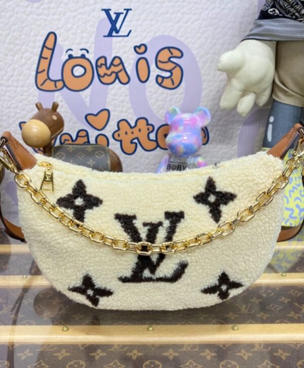 Louis Vuitton Over The Moon M23321 Cream - Image 2