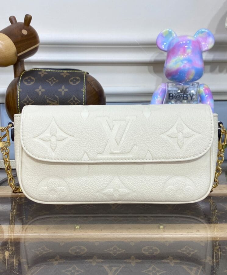 Louis Vuitton Wallet on Chain Ivy M82210 Cream - Image 4
