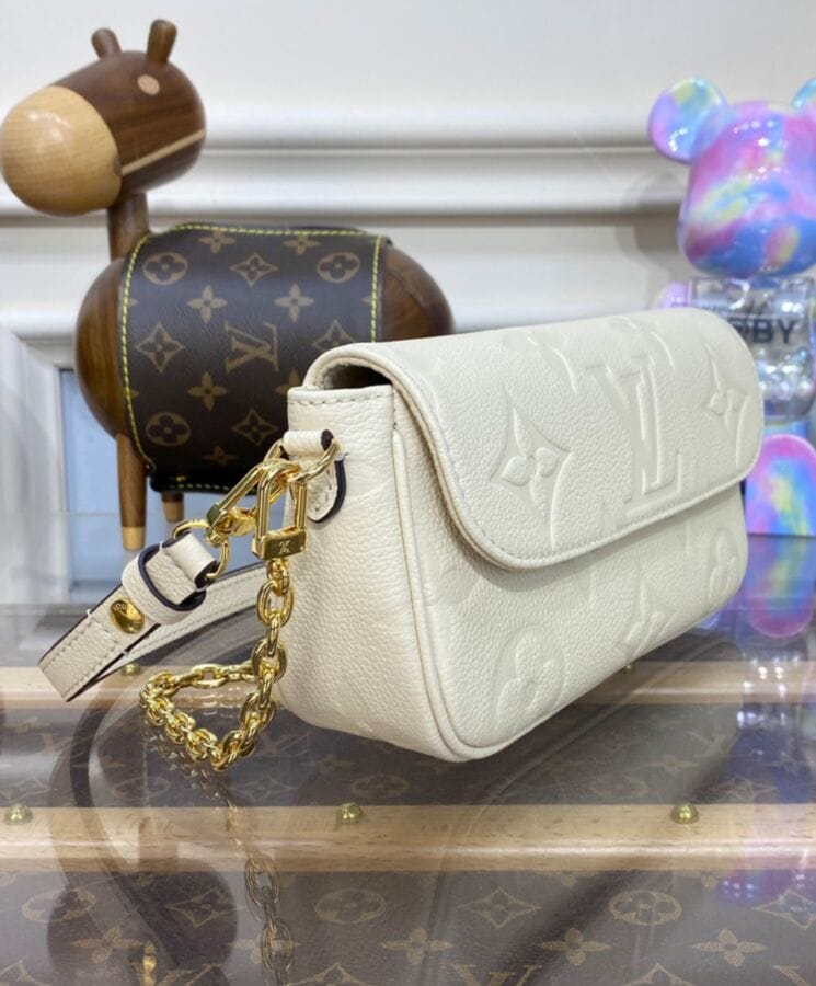 Louis Vuitton Wallet on Chain Ivy M82210 Cream - Image 3