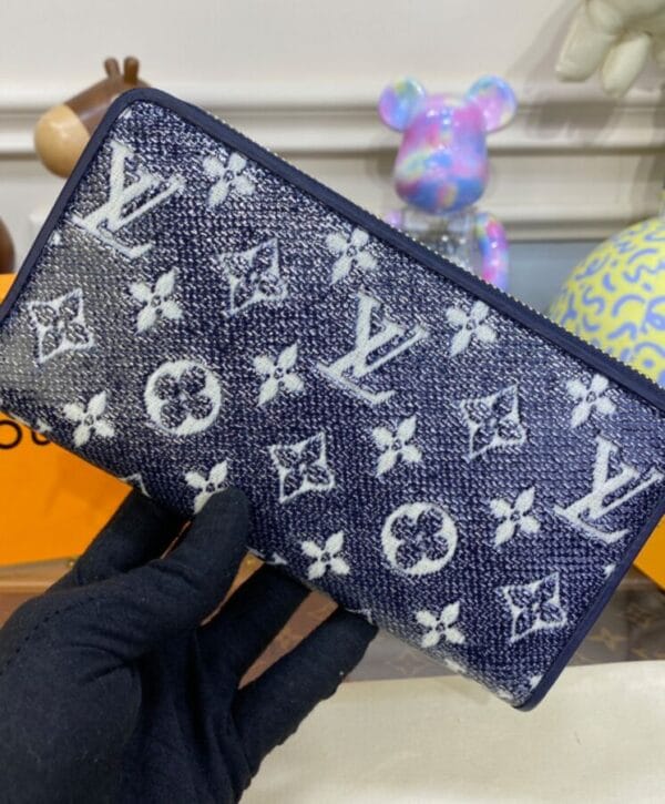 Louis Vuitton Zippy Wallet M82468 Blue - Image 3